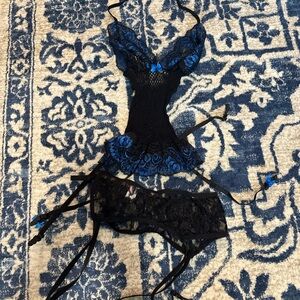 Elegant Moments Black and Blue Lace Chemise